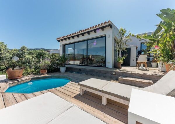 Detached house for sale in Cala Vedella – Cala Tarida – Cala Conta