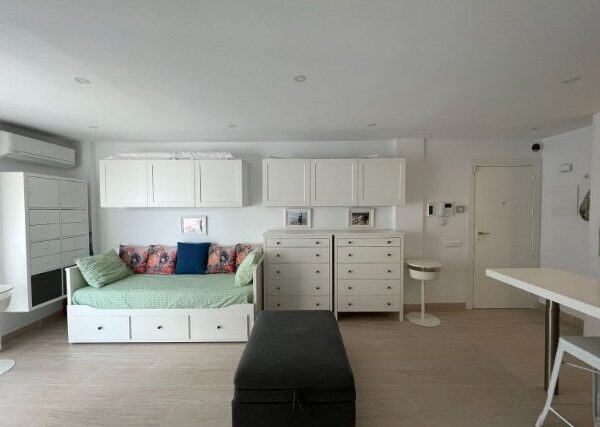 Flat / apartment for sale in Marina Botafoc – Talamanca